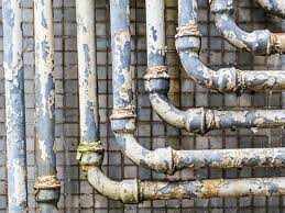 Demontage alter Rohre