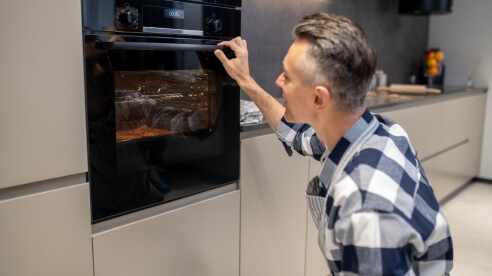 Einbau von Küchengeräten