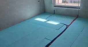 Installation of floor insulation